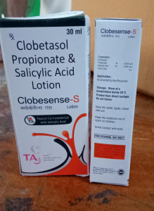Clobetasol Propionate 0.05% w/v + Salicylic Acid 3.00% w/v lotion
